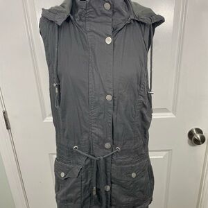 Snobbish Collection Gray Hooded Women's Vest Size Medium CB-20